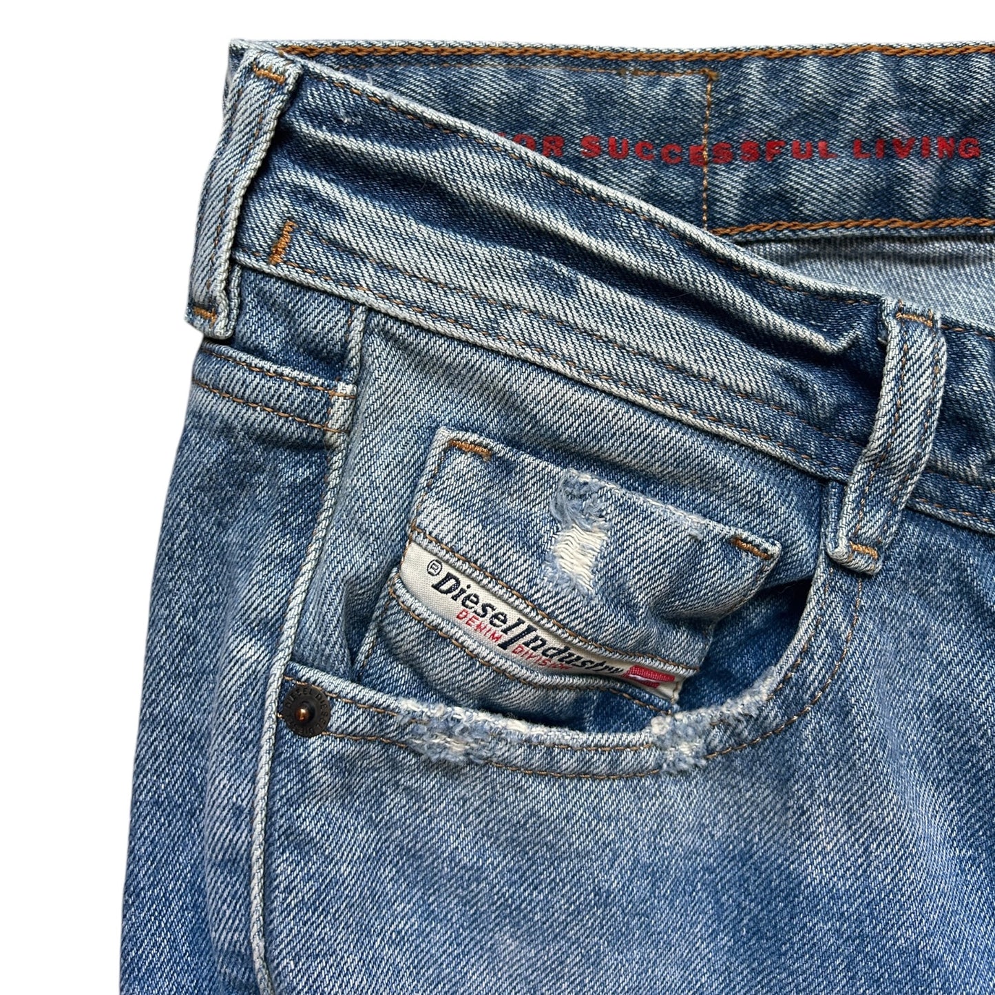 Diesel Bootcut Jeans W26/L31 - Ex Materia
