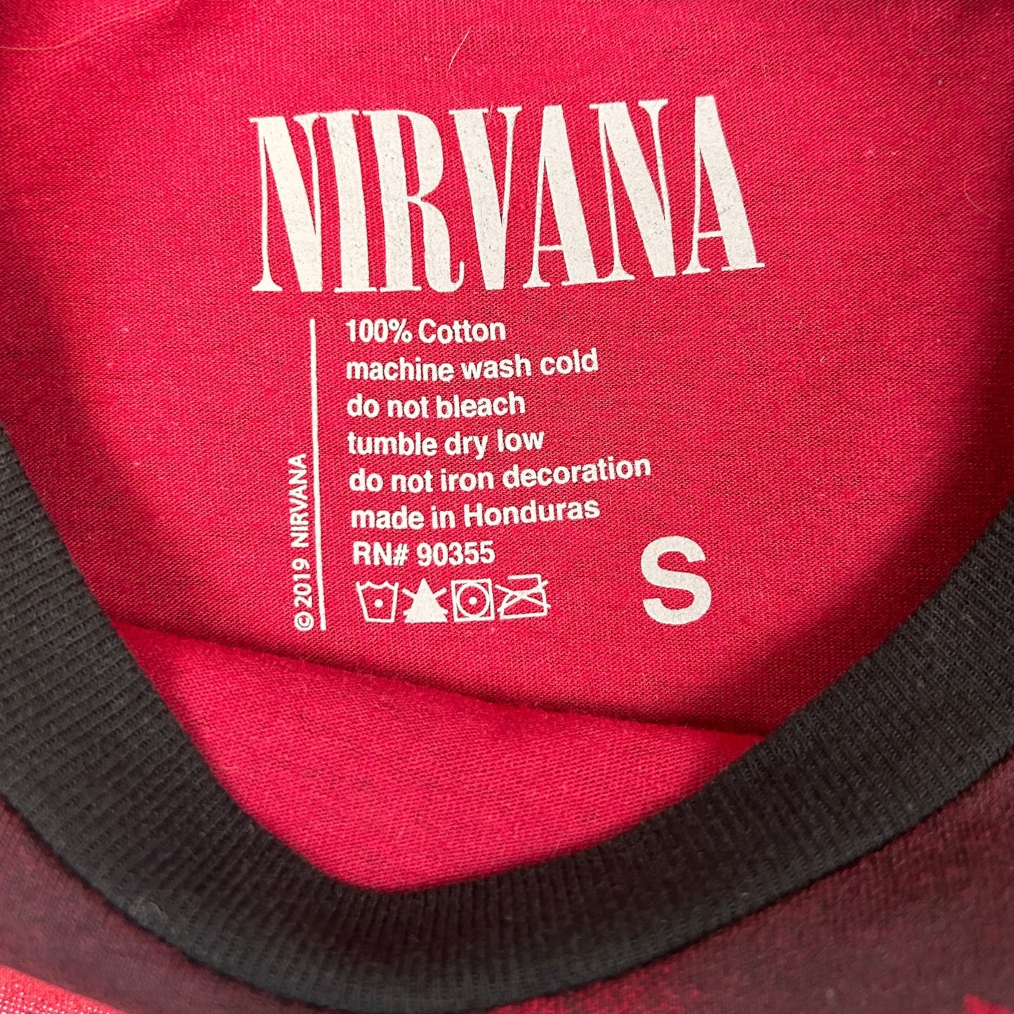 Nirvana Hearth Shaped Box T-Shirt 2019 - Ex Materia